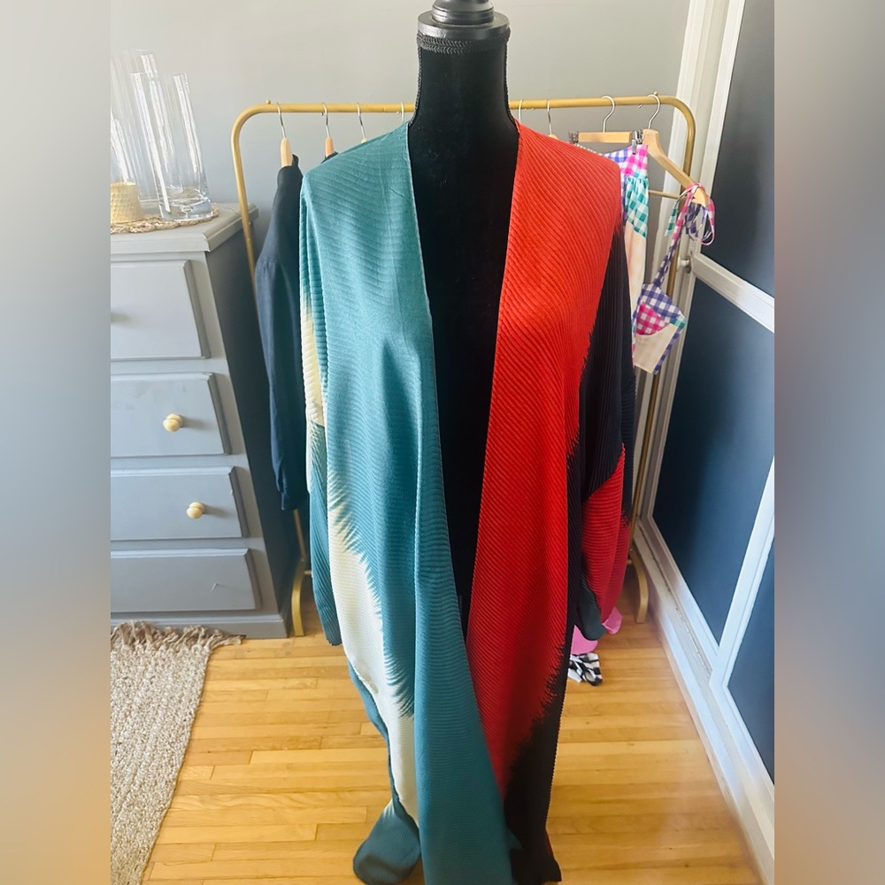Multicolored Wrap - Picture 3 of 9